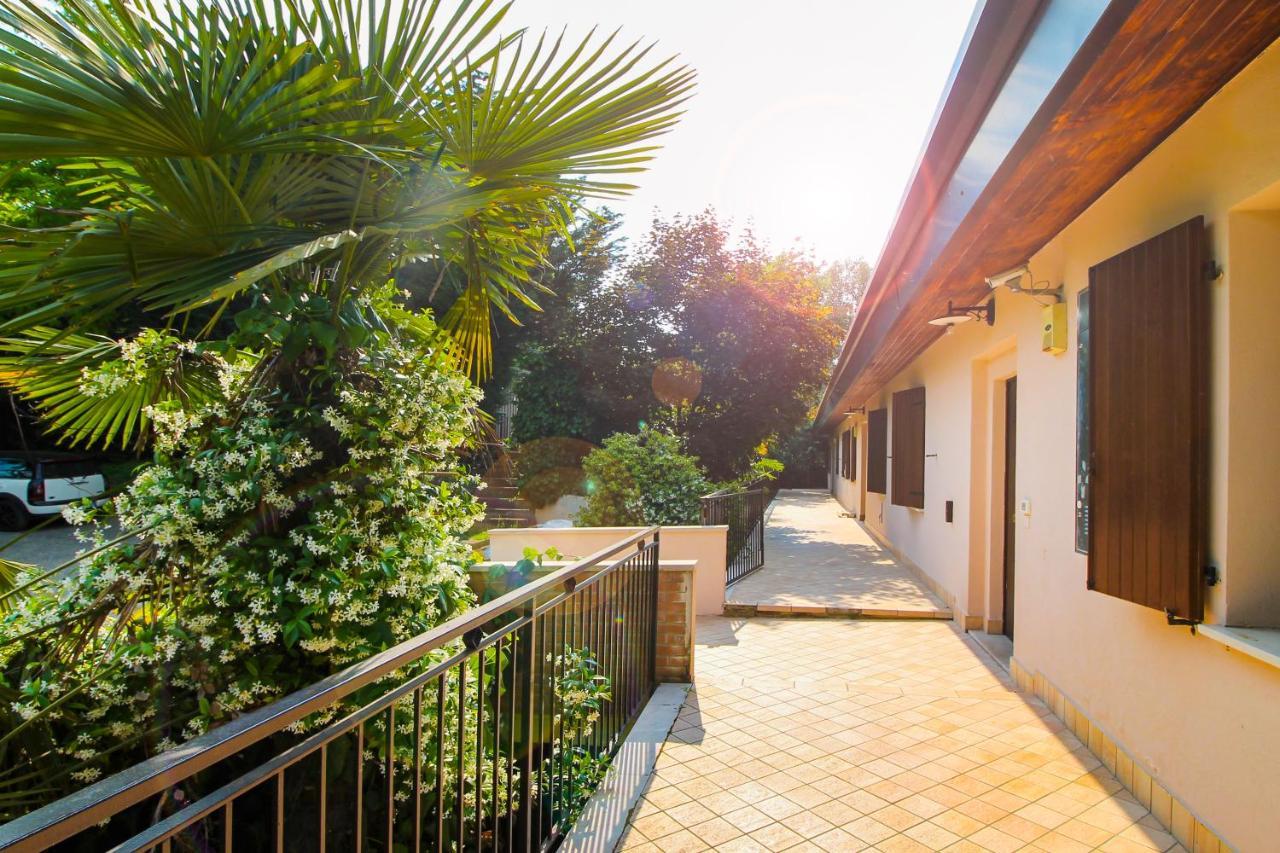 Lake & Country Holidays Bussolengo Exterior foto